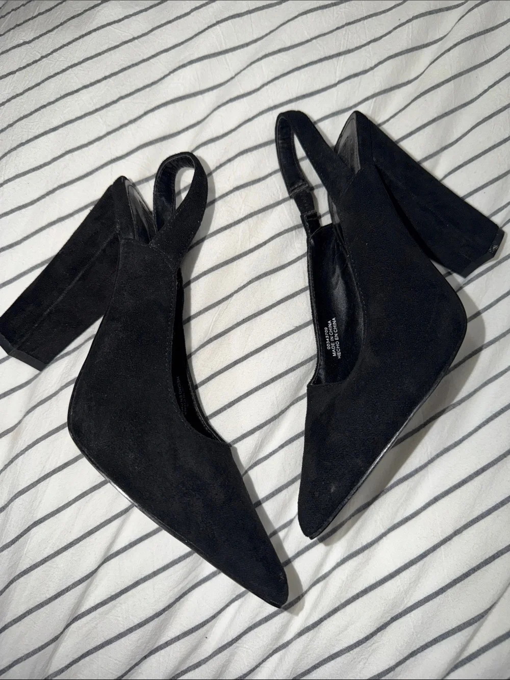 Forever 21 Black Pointed Slingback Heels